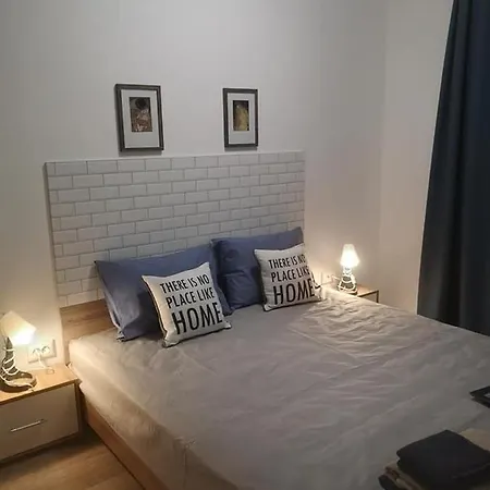 Apartamento Breezy 5 *