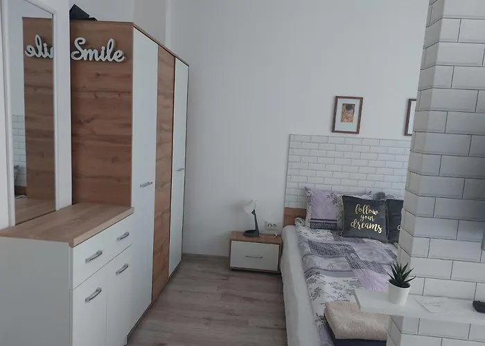 Breezy 5 * Варна